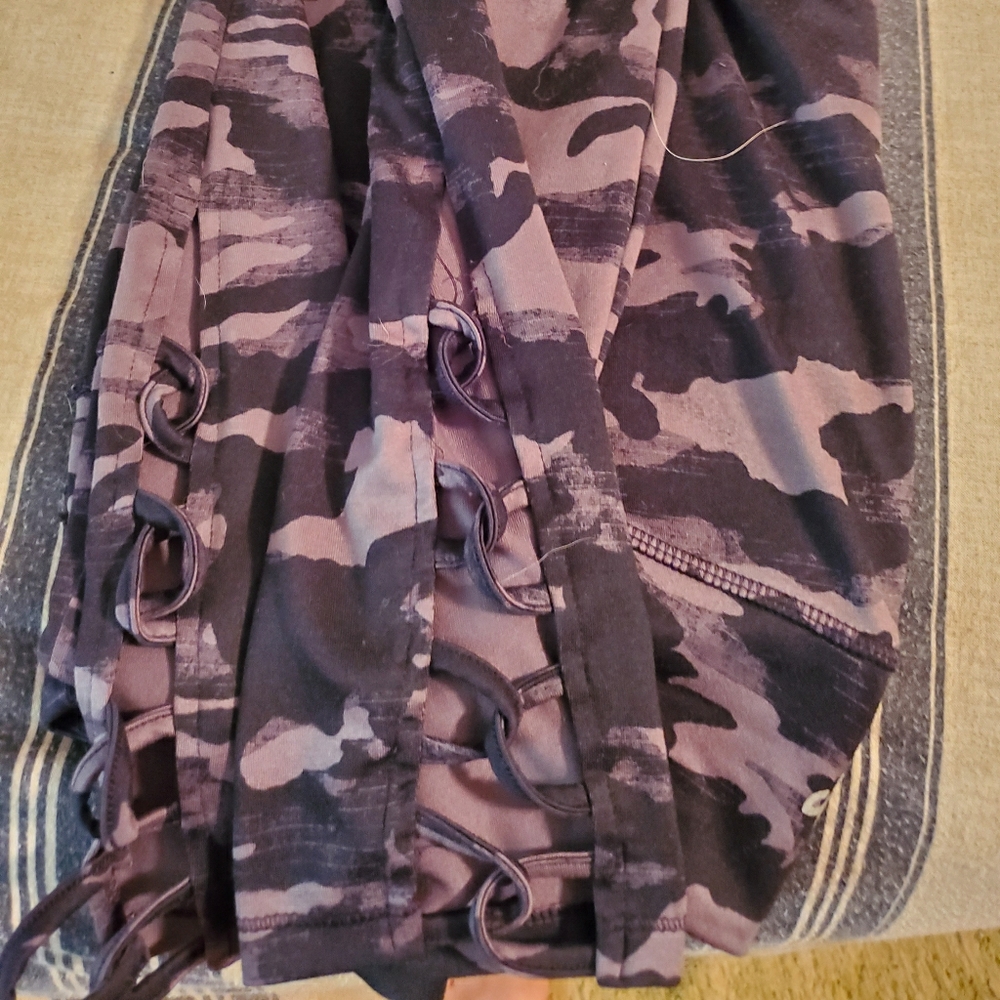 Camo leggings